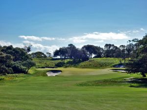 Royal Melbourne (West) 6th Approach